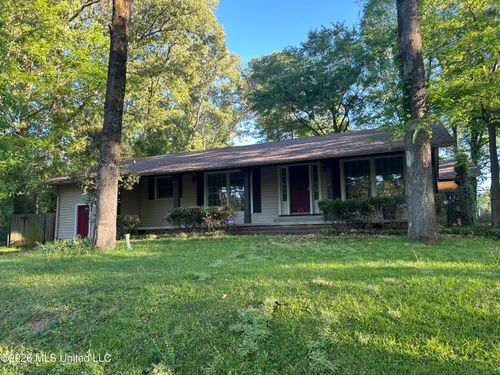 622 Naples Road, Jackson, MS, 39206 | Card Image