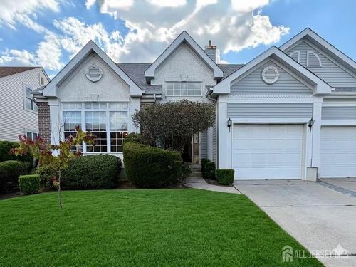 23 Severn Way, Monroe, NJ, 08831-2672 | Card Image
