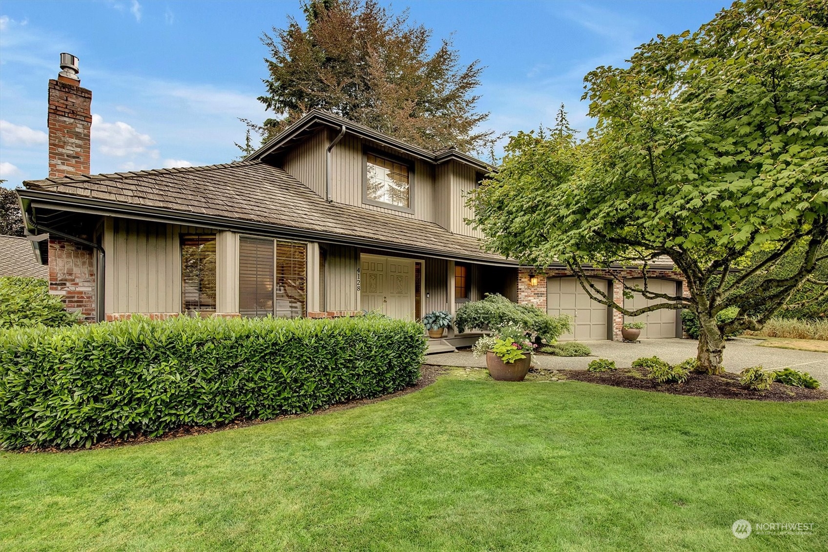 211th Ct, Sammamish, WA 98074