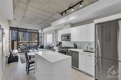 1010 - 224 Lyon St N, Condo with 1 bedrooms, 1 bathrooms and null parking in Ottawa ON | Image 2