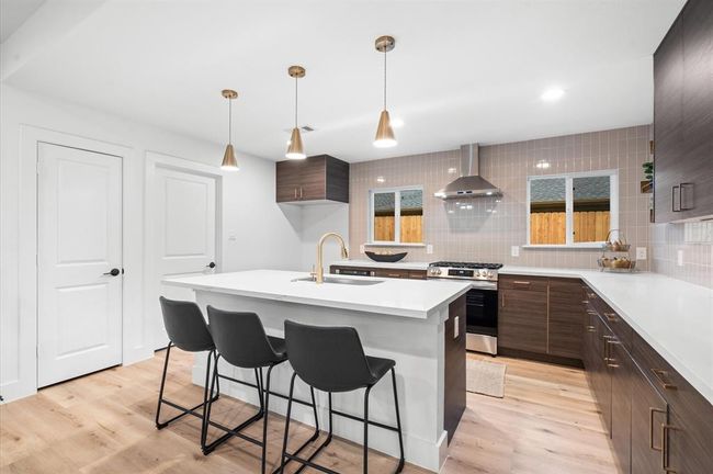 4318 Cheena Dr, House other with 4 bedrooms, 3 bathrooms and 2 parking in Houston TX | Image 7