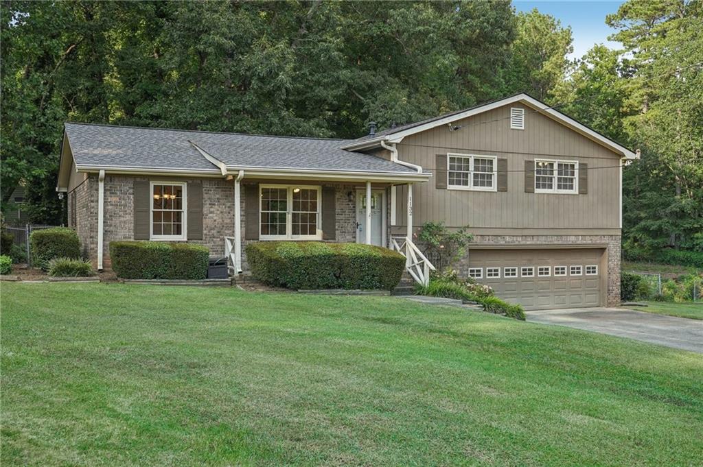 Lafayette Dr, Mableton, GA 30126