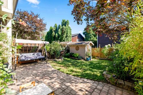 1-1141 Eagleridge Dr, Coquitlam, BC, V3E1K1 | Card Image