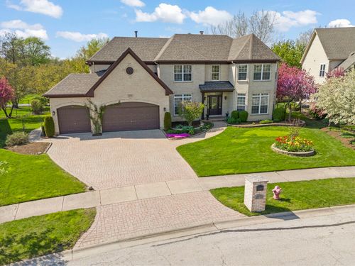 318 Erie Cir, Bloomingdale, IL, 60108-8818 | Card Image