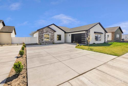 961 Gregory Way, Twin Falls, ID, 83301-8565 | Card Image