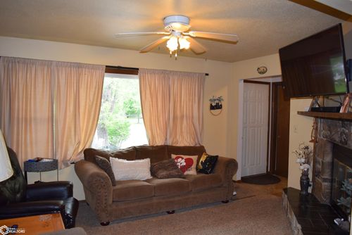 3032 213th Street, Fort Madison, IA, 52627 | Card Image