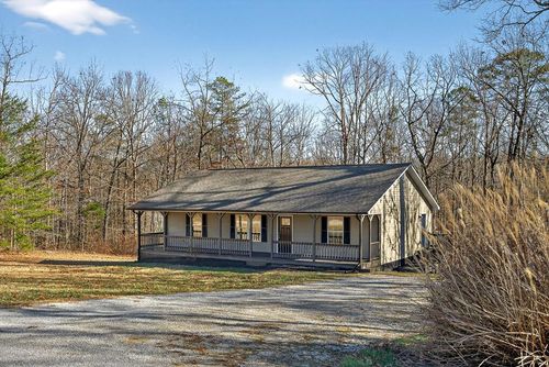 208 Frontier Dr, Grimsley, TN, 38565-5107 | Card Image