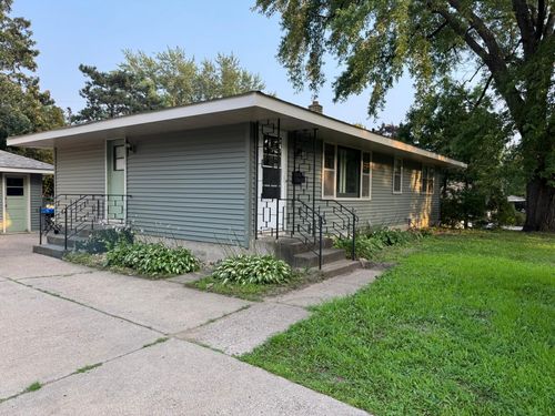 7450 Clayton Ave, Inver Grove Heights, MN, 55076-2542 | Card Image