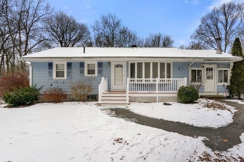 28 Bayberry Ln, Cohasset, MA, 02025-1606 | Card Image