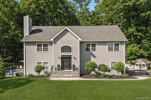 103 Teakettle Spout Rd, Mahopac, NY, 10541-4250 | Card Image
