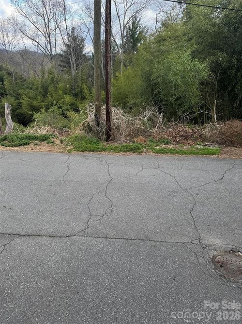 38 Belleair Rd, Asheville, NC, 28806-3104 | Card Image