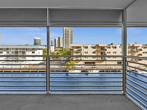 405-3849 Ne 169th St, North Miami Beach, FL, 33160-3295 | Card Image