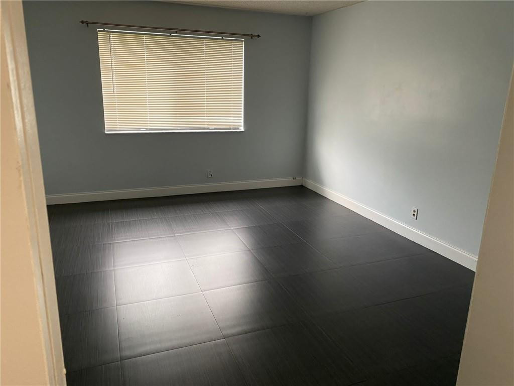Residential Lease in Weston 4