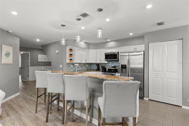 2376 Hanover Dr, Townhouse with 3 bedrooms, 3 bathrooms and null parking in DUNEDIN FL | Image 13