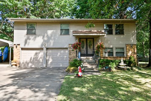 3329 W Countryside Drive, Springfield, MO, 65807 | Card Image