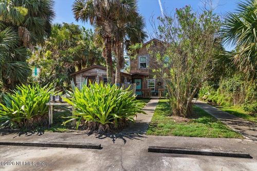 212 13th Ave N, Jacksonville Beach, FL, 32250-7327 | Card Image