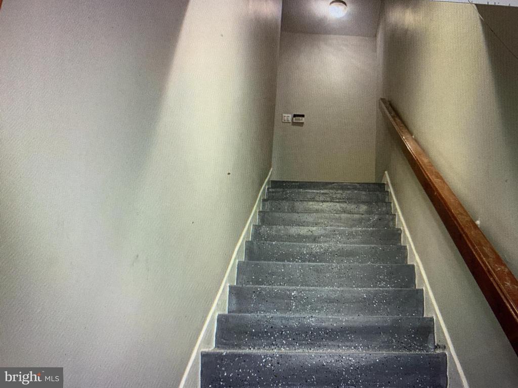 Residential Lease in BURLINGTON 3