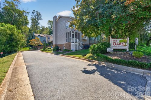 623 College Ave Sw, Lenoir, NC, 28645-5406 | Card Image