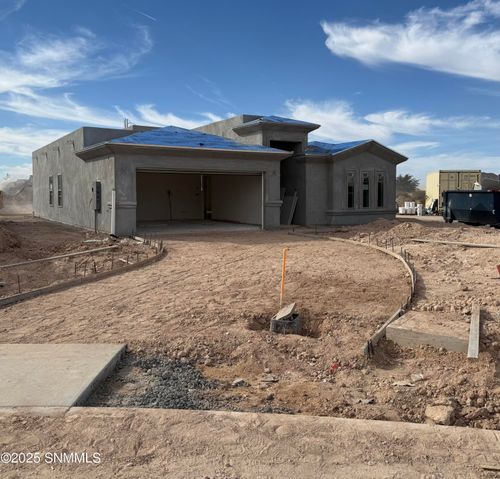 7597 Clarion Way, Las Cruces, NM, 88012-8097 | Card Image