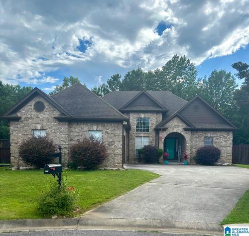 417 Summit Pl, FULTONDALE, AL, 35068-6024 | Card Image