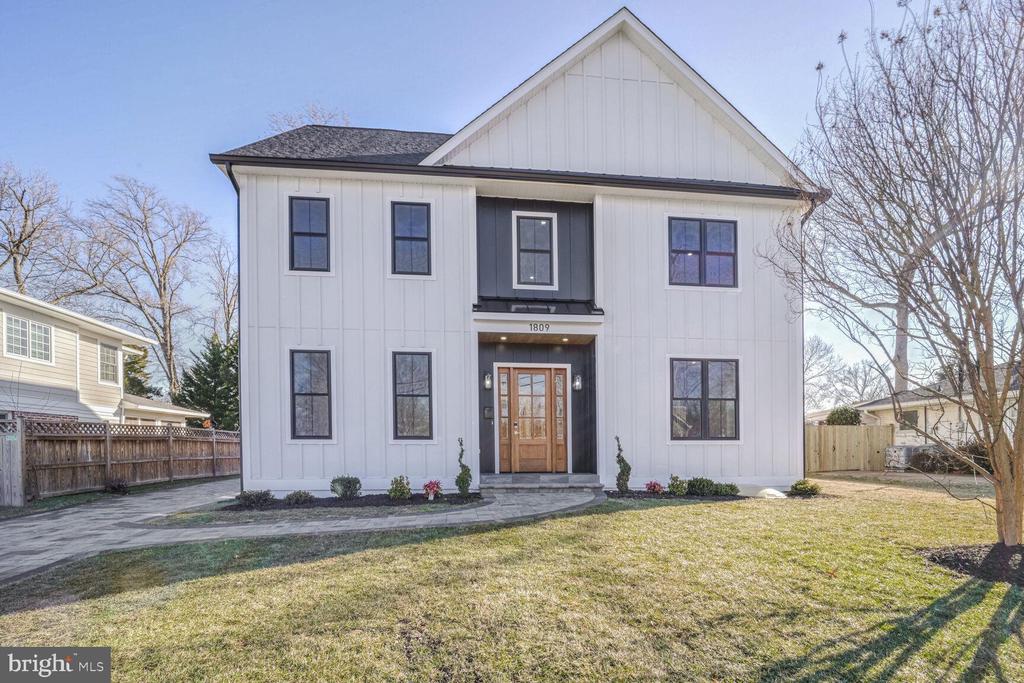 1809 Shenandoah Road, For Sale in ALEXANDRIA - Zoocasa