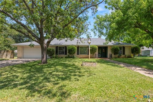 12 W Killen Ln, Temple, TX, 76501-1457 | Card Image