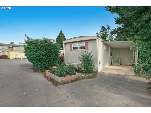59-2400 Se Stratus Ave, McMinnville, OR, 97128-9754 | Card Image
