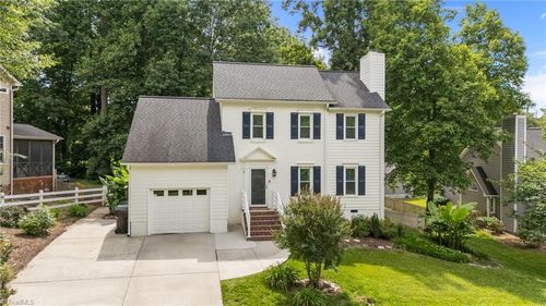 3401 Farm Lake St, Jamestown, NC, 27282-7521 | Card Image