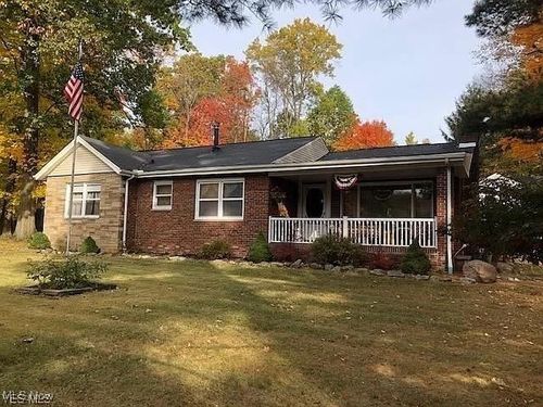 19005 Alexander Rd, Walton Hills, OH, 44146-5313 | Card Image