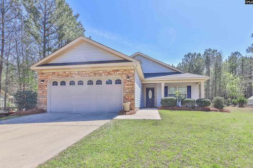 527 Calhoun Rd, Swansea, SC, 29160-8704 | Card Image