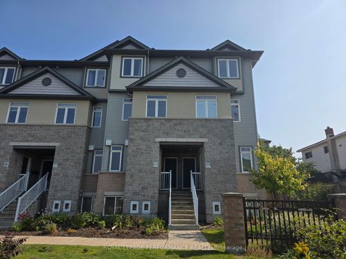 961 Cummings Ave, Ottawa, ON, K1J7R9 | Card Image