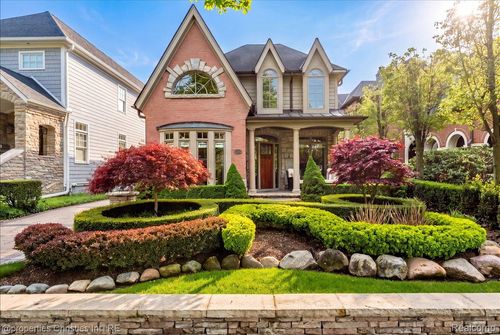 517 W Frank St, Birmingham, MI, 48009-1415 | Card Image
