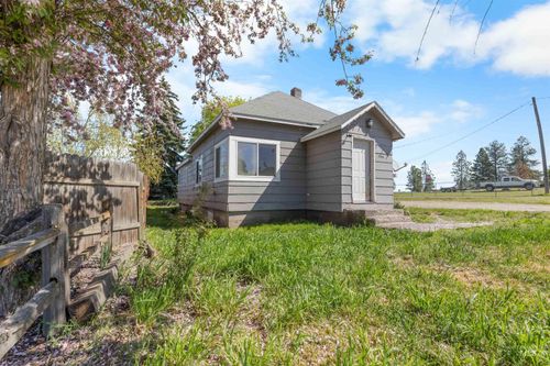 306 Foster Ave, CottonWood, ID, 83522-9503 | Card Image