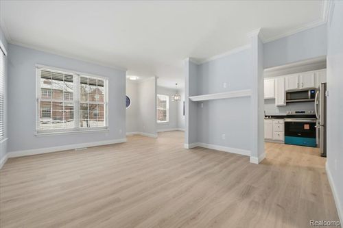 41160 Maplewood Dr, Canton, MI, 48187-3975 | Card Image