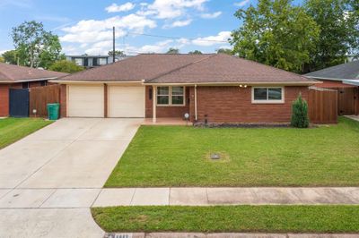 1111 Alpha Drive, House other with 3 bedrooms, 1 bathrooms and null parking in Pasadena TX | Image 1