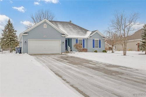 390 Havenwood Lane, Grand Island, NY, 14072 | Card Image