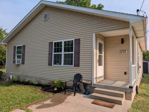 2275 Lincoln Manor Dr, Flint, MI, 48507-4413 | Card Image