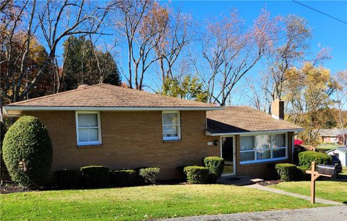 128 Slovak Way, Bradenville, PA, 15620-1013 | Card Image