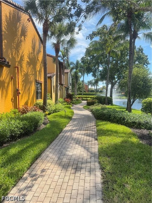 4005-11947 Tulio Way, FORT MYERS, FL, 33912-9067 | Card Image
