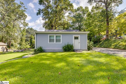 124 Hilltop Dr, Travelers Rest, SC, 29690-1610 | Card Image