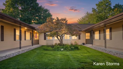 7388 Pine Grove Drive, Jenison, MI, 49428 | Card Image