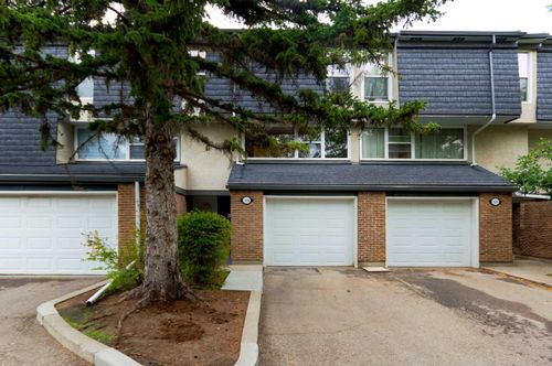 386 Brae Glen Cres Sw, Calgary, AB, T2W1B6 | Card Image