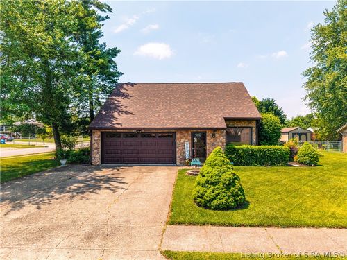 2329 Lombardy Dr, Clarksville, IN, 47129-1182 | Card Image