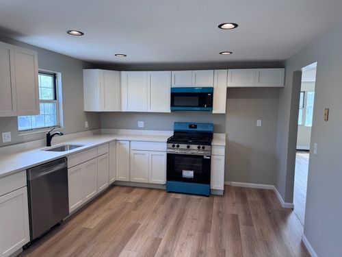 apt-3-1099 River St, Boston, MA, 02136-2997 | Card Image