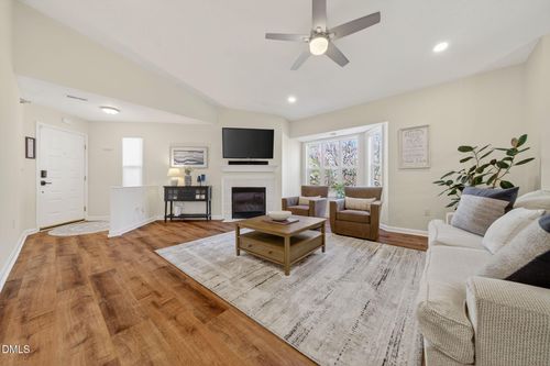 203-1911 Falls Landing Dr, Raleigh, NC, 27614-8967 | Card Image