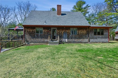 320 Shannock Rd, South Kingstown, RI, 02879-4748 | Card Image