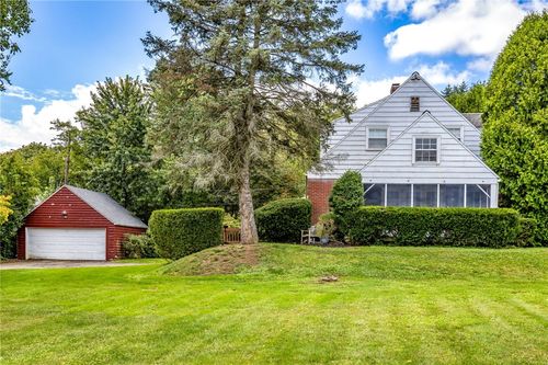 109 Rosewood Ave, Beaver Falls, PA, 15010-1346 | Card Image