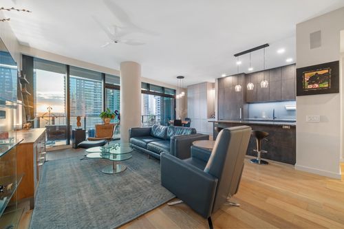 1607-202 Nueces St, Austin, TX, 78701-4794 | Card Image