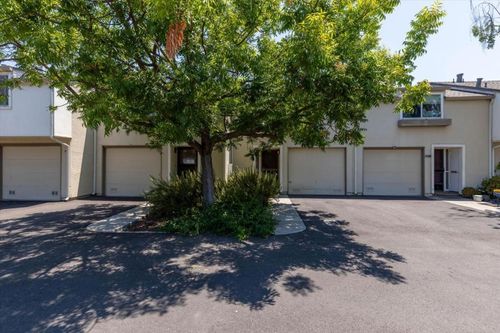 631 Midrock, Mountain View, CA, 94043 | Card Image