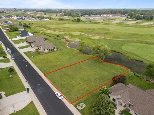 556 Royal St Pats Drive, WRIGHTSTOWN, WI, 54180 | Card Image